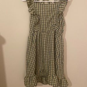 Gingham sundress!